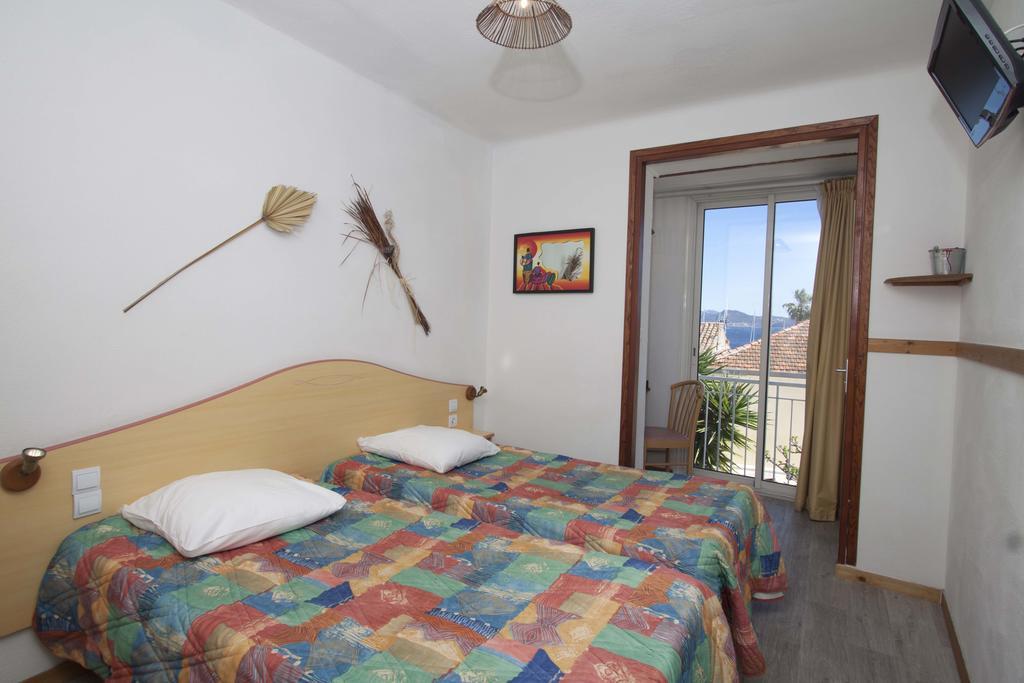 Hotel La Croix De Malte 라시오타 외부 사진