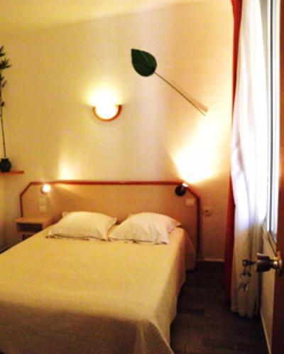 Hotel La Croix De Malte 라시오타 외부 사진